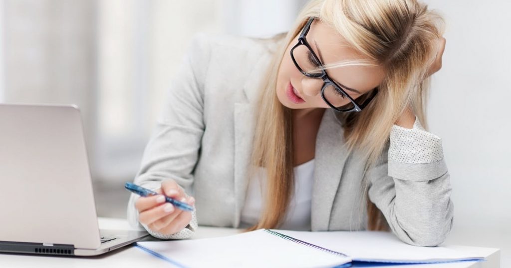 WHY CHOOSE A CAREER IN DIGITAL MARKETING
